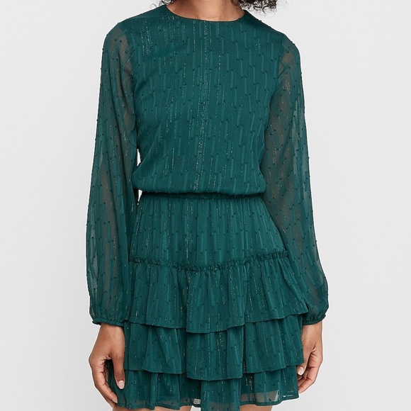 Express Dresses & Skirts - EXPRESS SMOCKED WAIST TIERED DRESS IN DEEP GREEN